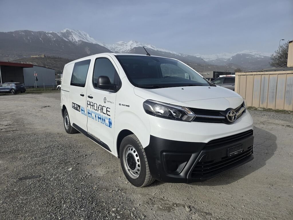 Toyota PROACE EV