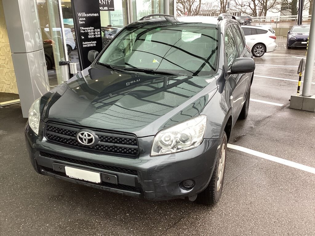 Toyota RAV-4 2.0