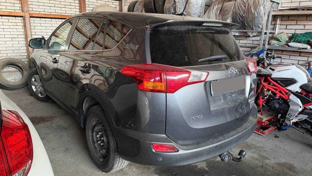 TOYOTA RAV-4 2.0 16V Style, 151 HP