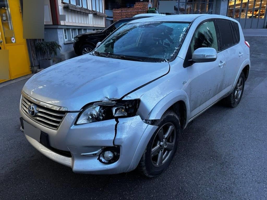 TOYOTA RAV-4 2.2D-CAT Style, 150 HP