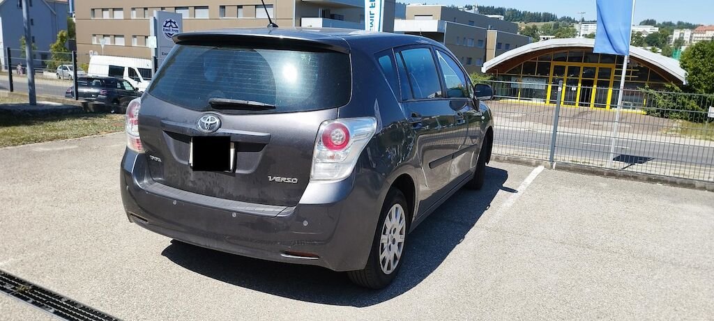 TOYOTA VERSO 1.8