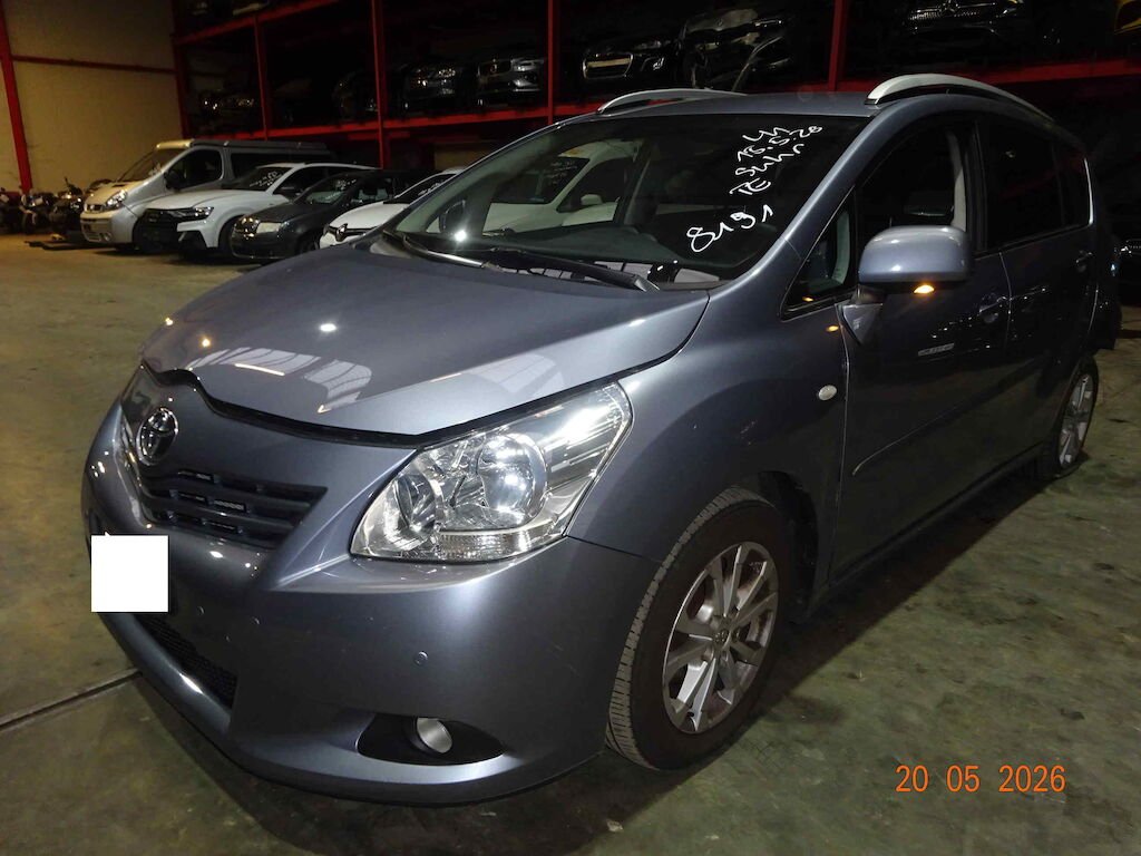 TOYOTA VERSO 1.8 LINEALUNA