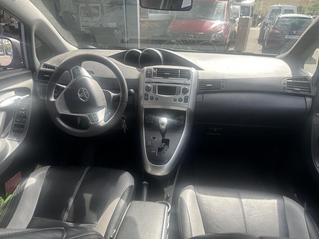Toyota Verso Linea Luna Multidrive 7-Plätzer