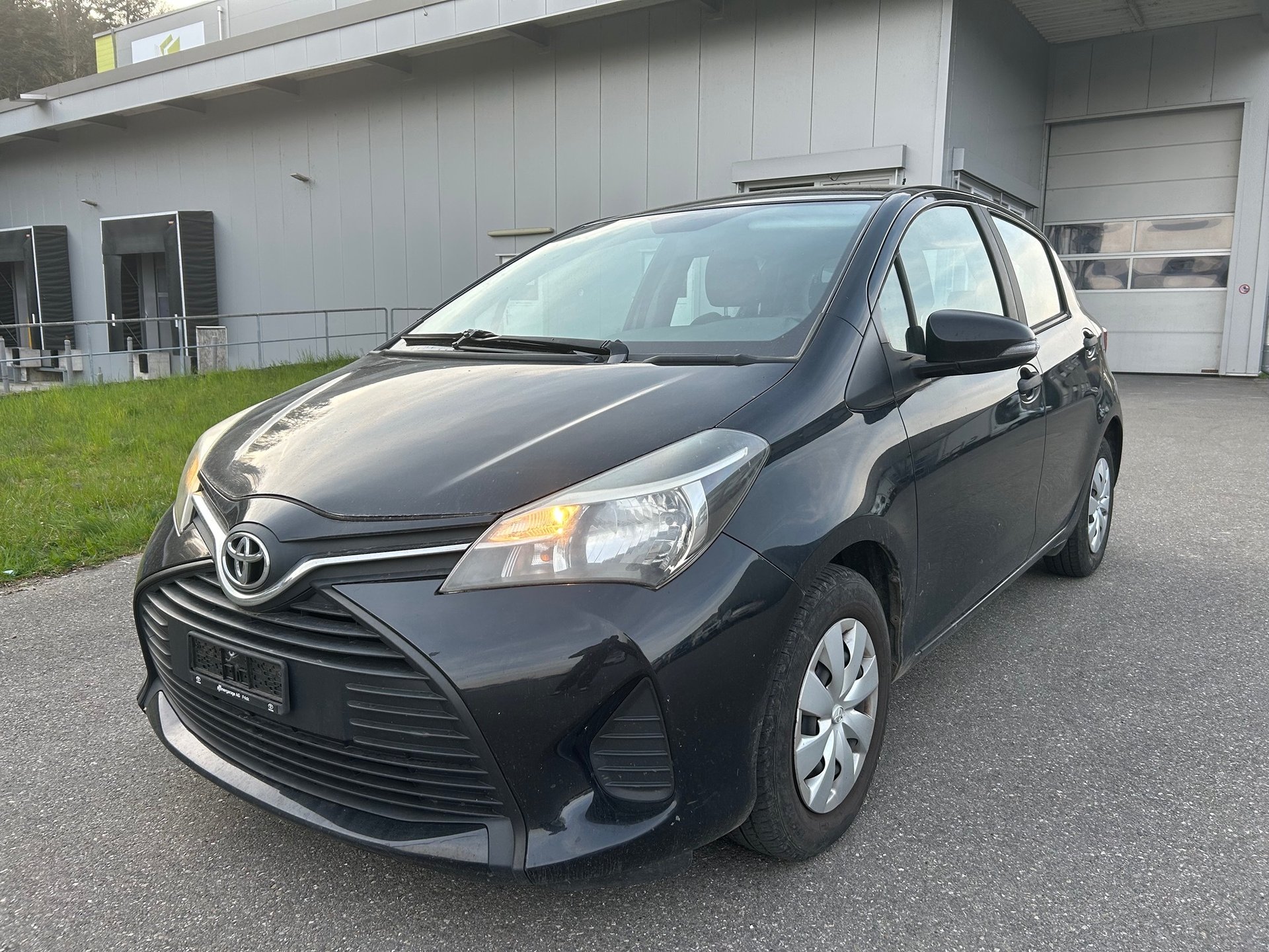 TOYOTA Yaris 1.0