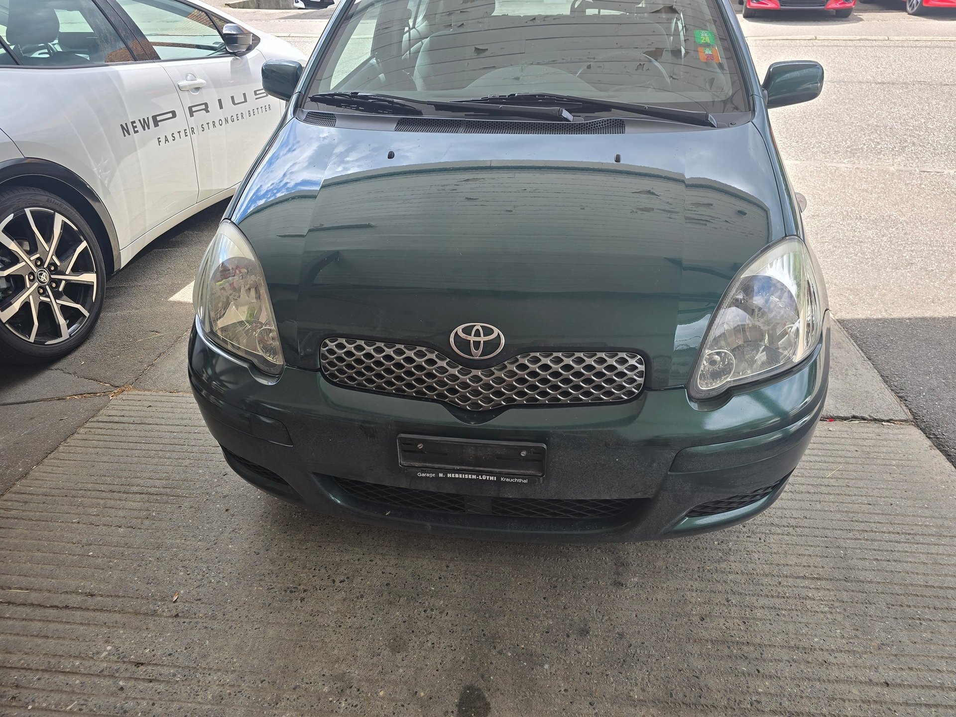TOYOTA Yaris 1.3