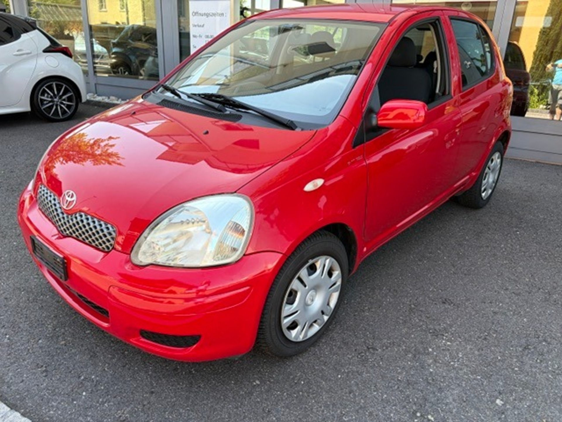TOYOTA Yaris 1.3