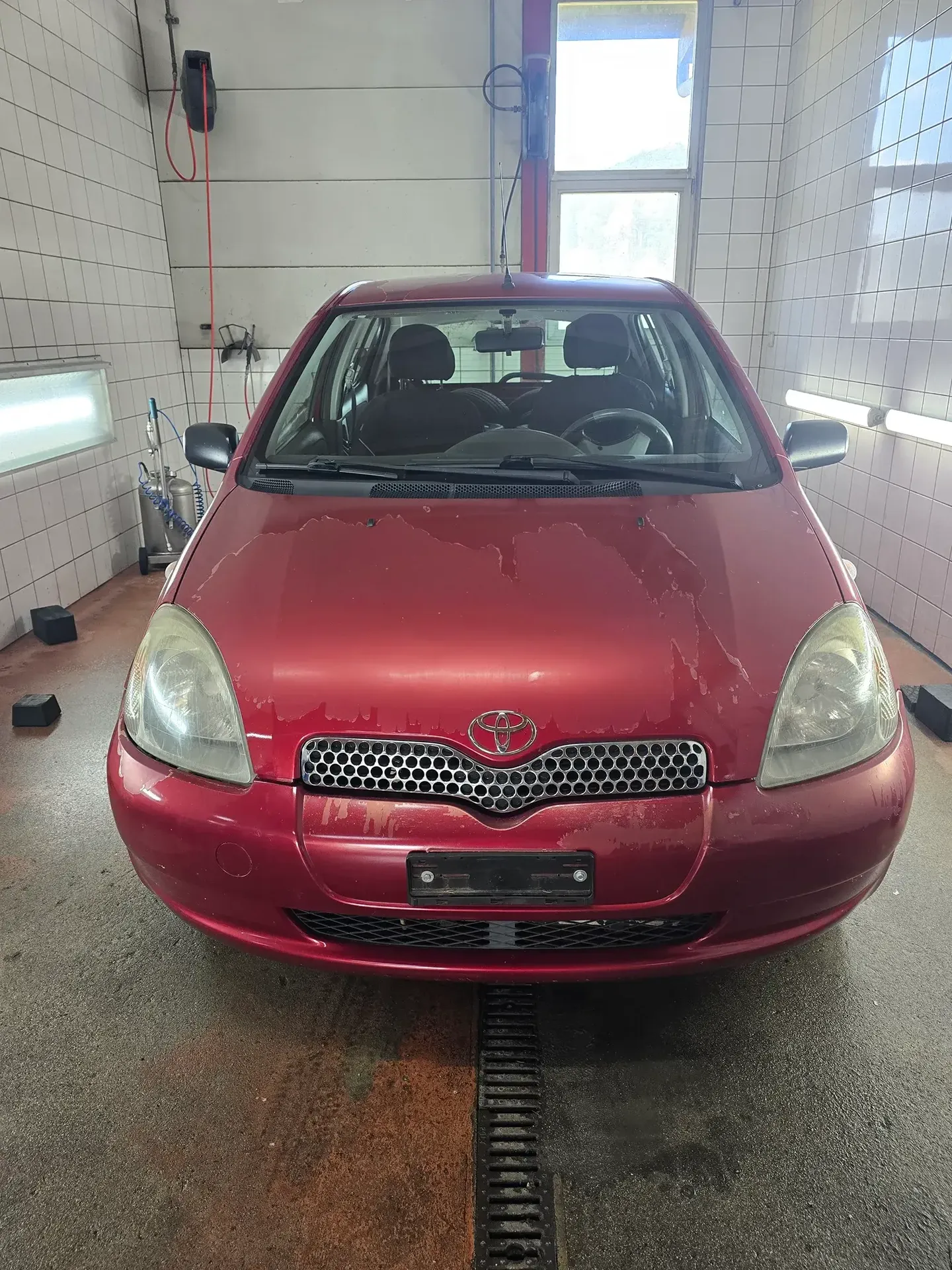 TOYOTA Yaris 1.3