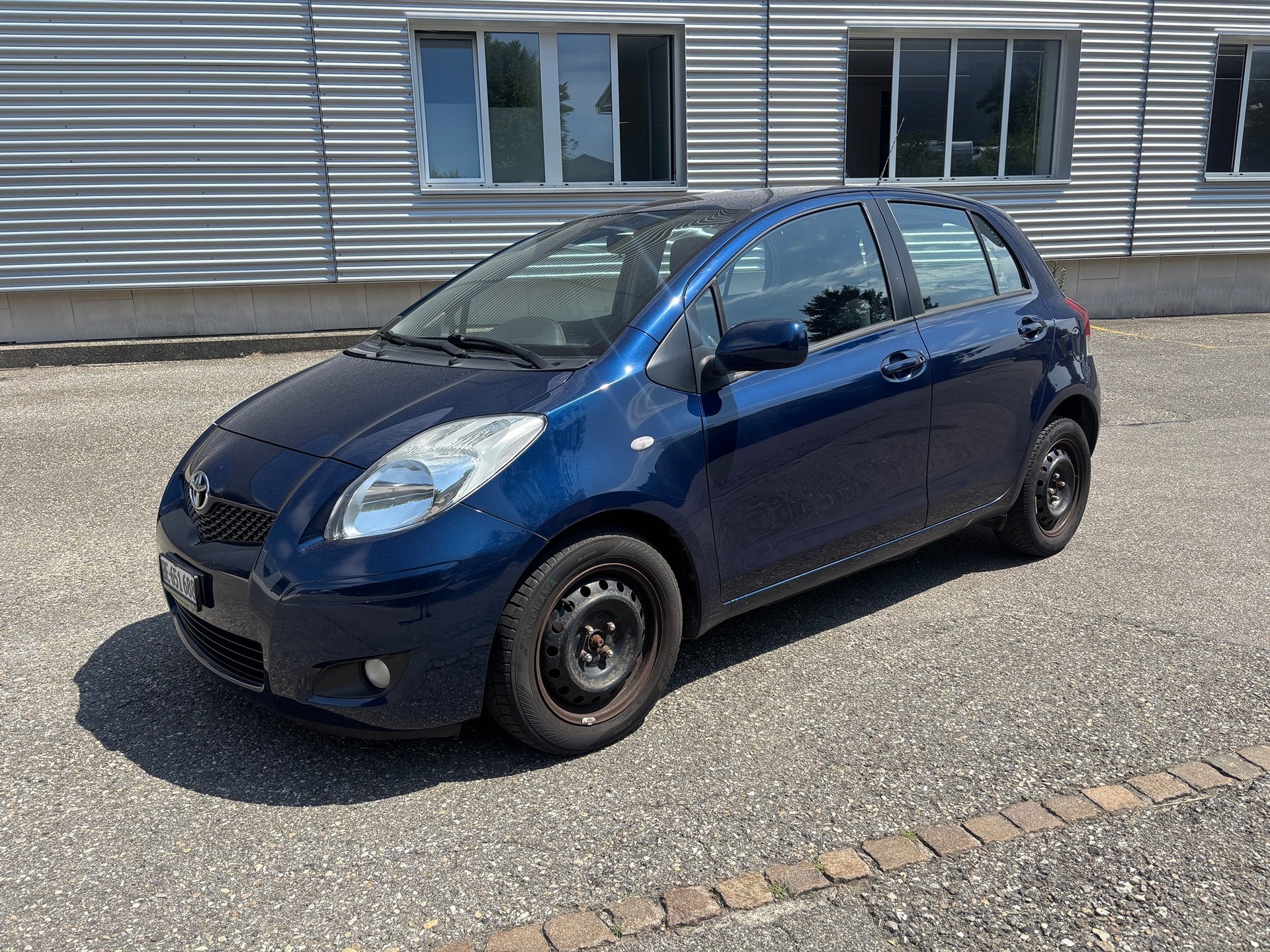 TOYOTA Yaris 1.33