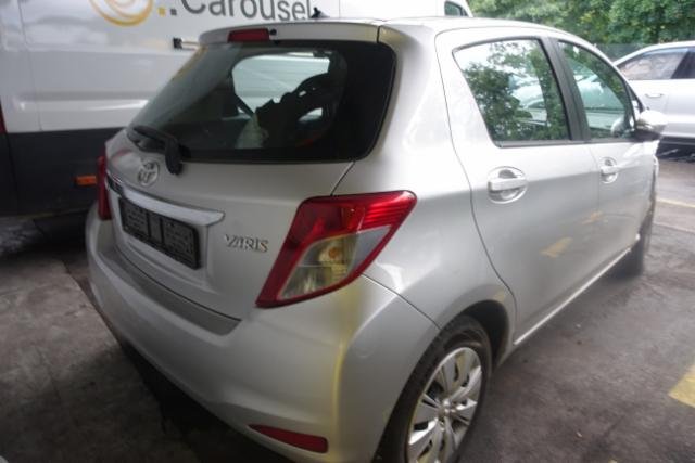 TOYOTA Yaris 1.33 Luna YARIS Modell 2012-