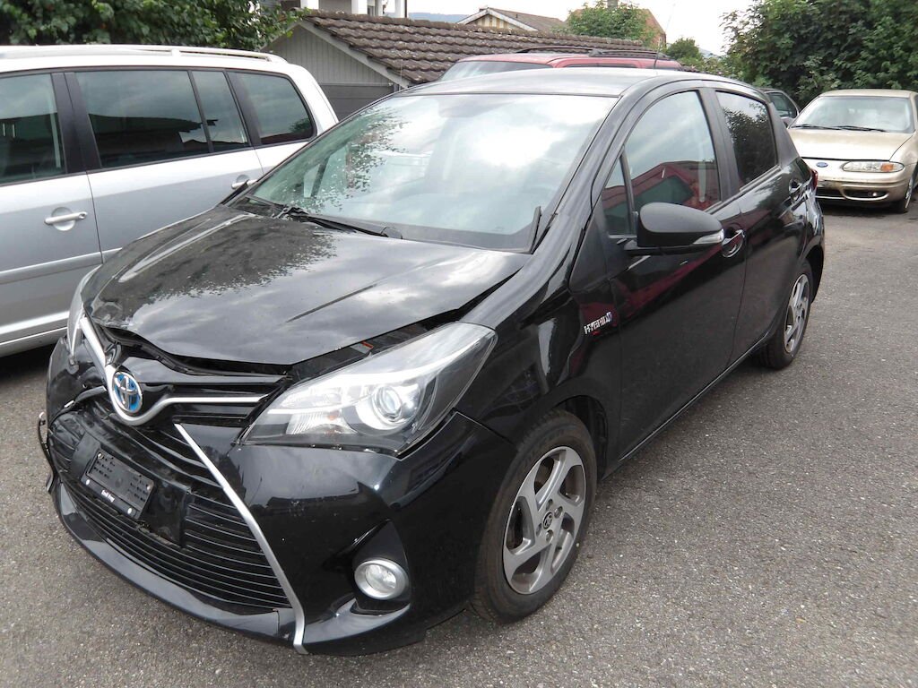TOYOTA YARIS 1.5 HYBRID