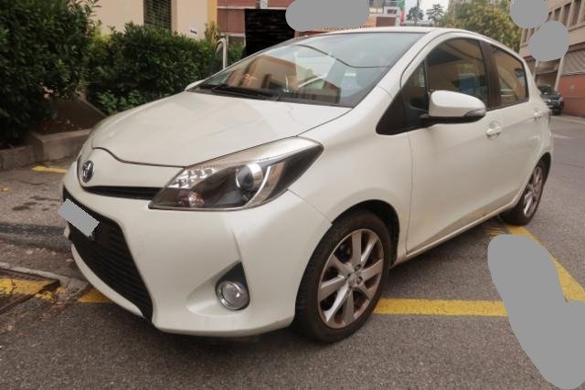 Toyota Yaris 1.5 VVT-i HSD Sol