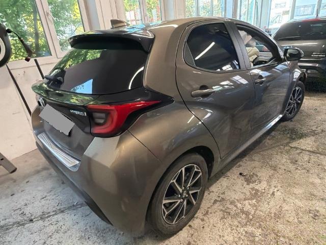 Toyota Yaris 1.5 VVT-i HSD Trend