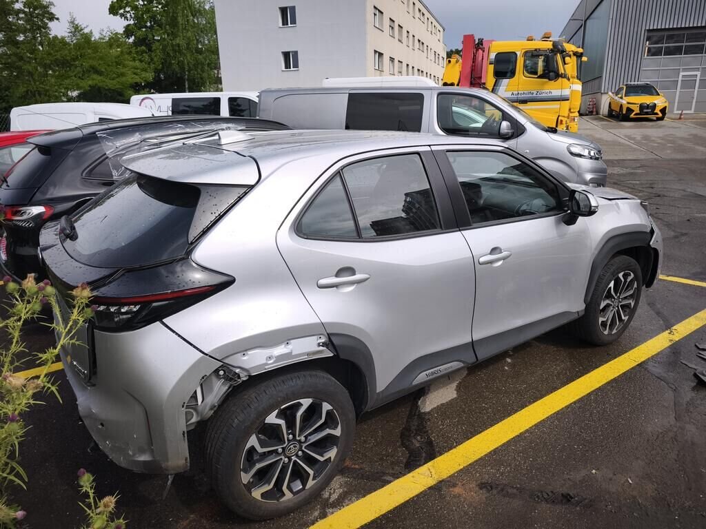 TOYOTA Yaris Cross 1.5 Trend e-CVT AWDi