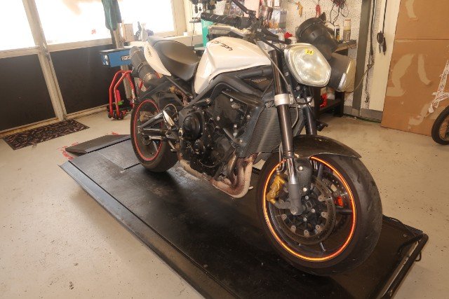 Triumph Street Triple 675 R ABS