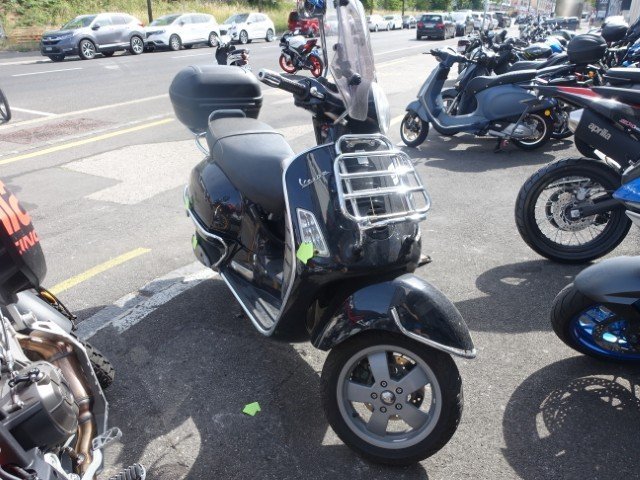VESPA GT 125 Scooter