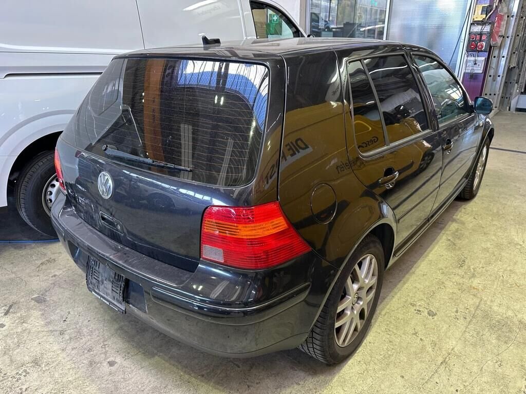 Volkswagen Golf IV 2.3 V5 170 Highline