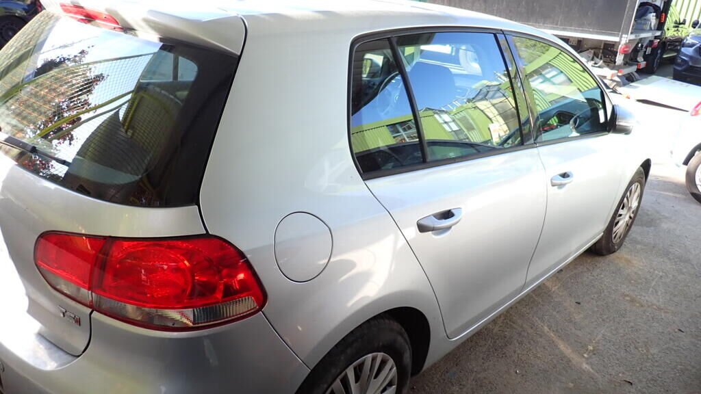 Volkswagen Golf VI (5K1)(10.2008->)