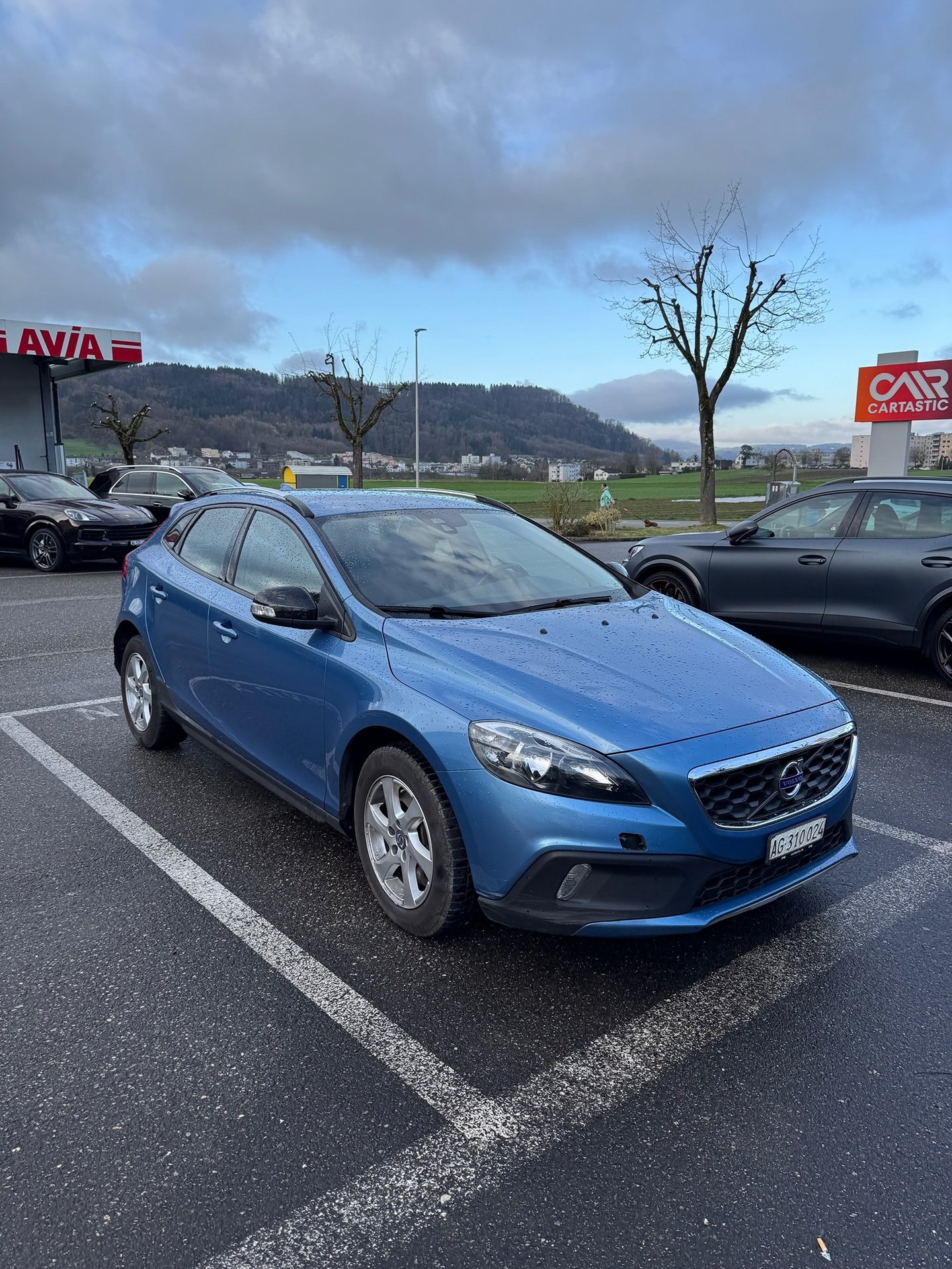 VOLVO V40 CC D3