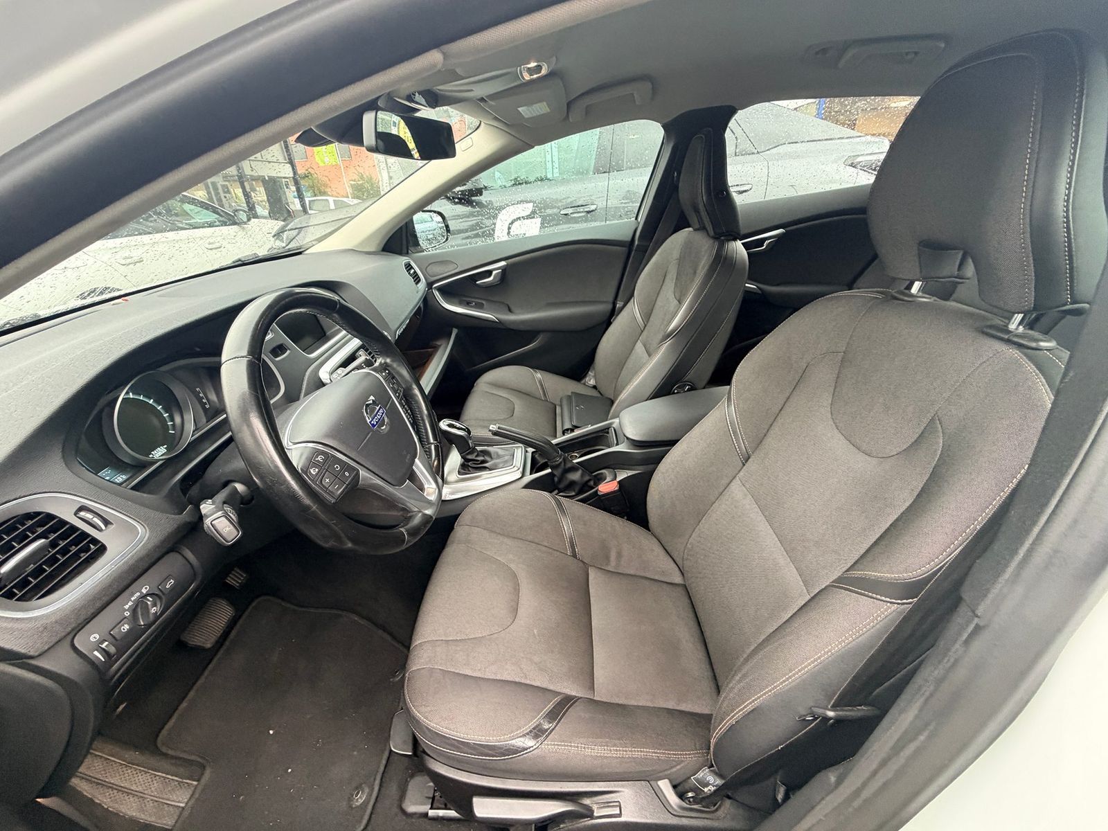 VOLVO V40 CC T4 AWD