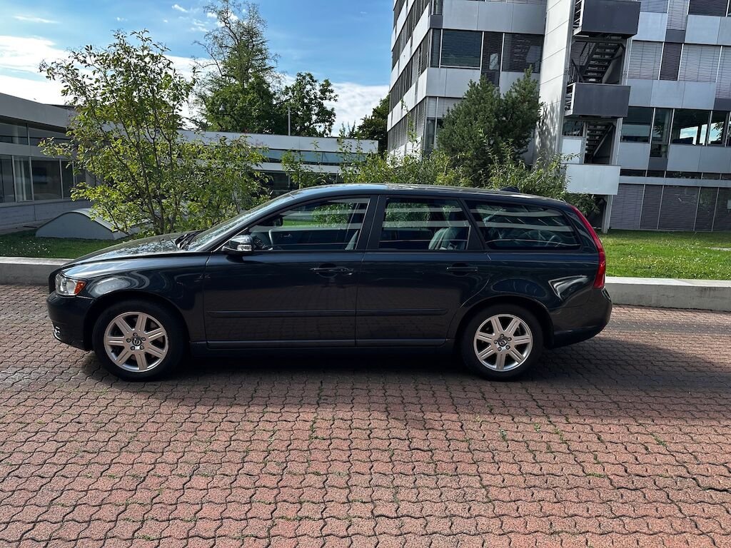 Volvo V50