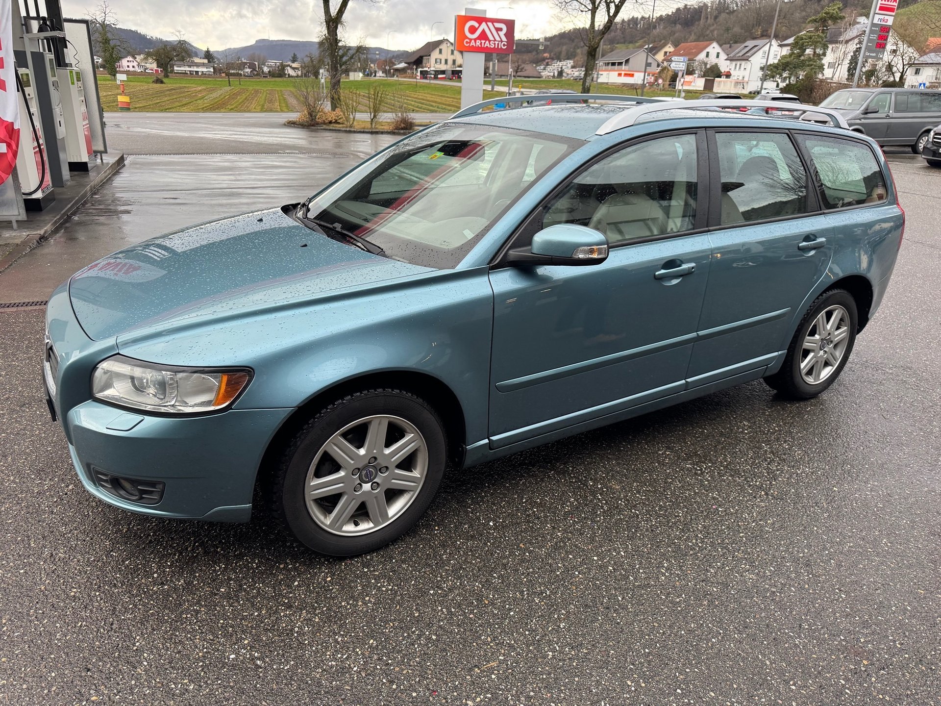 VOLVO V50 2.0