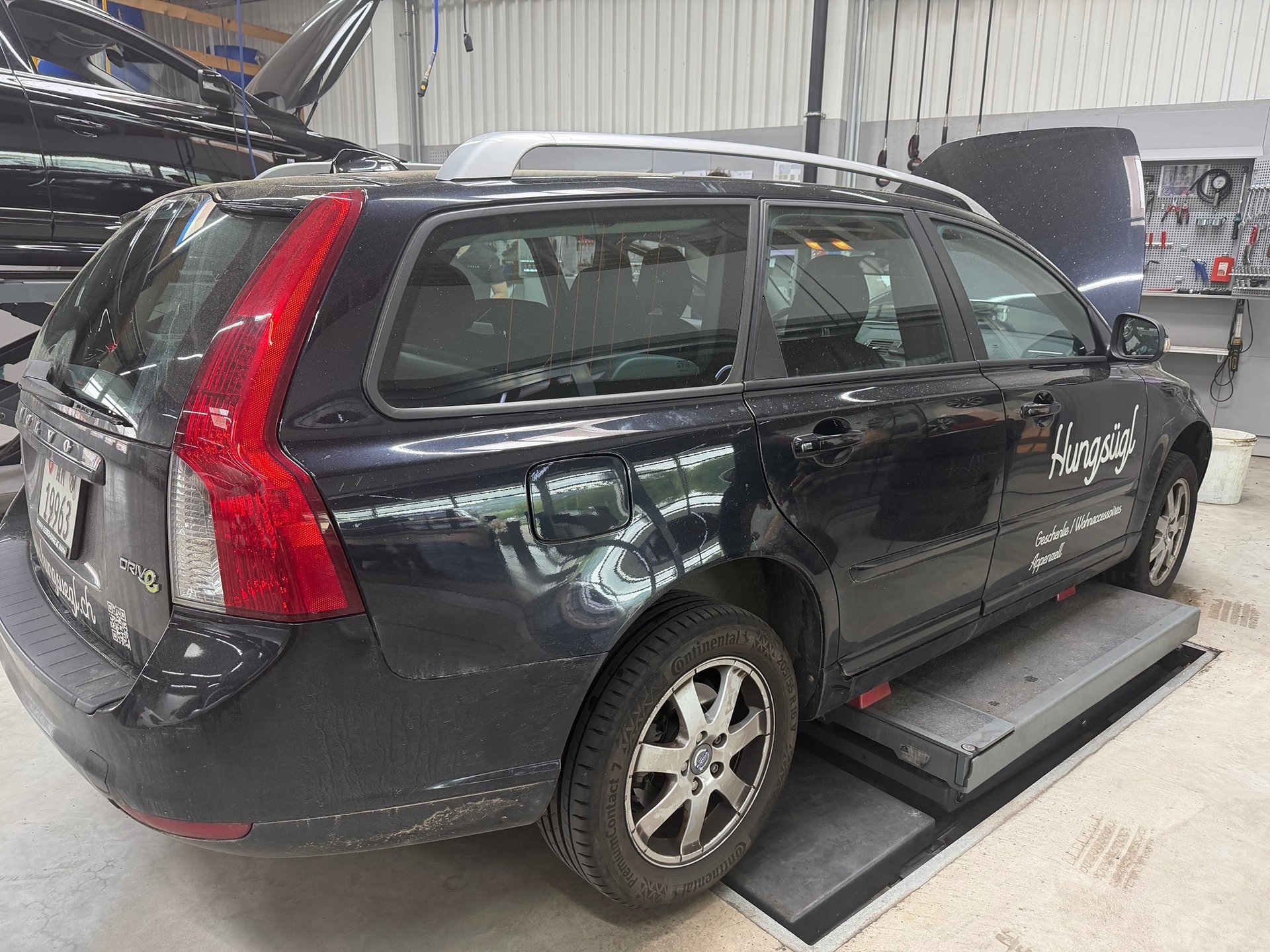VOLVO V50 DRIVe