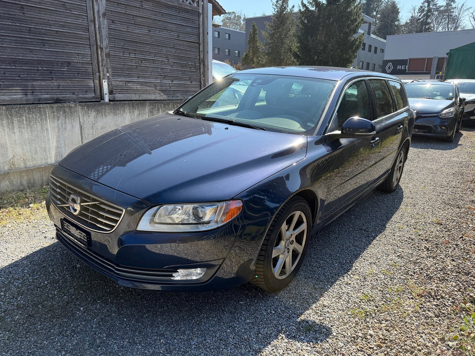 VOLVO V70 D5 AWD