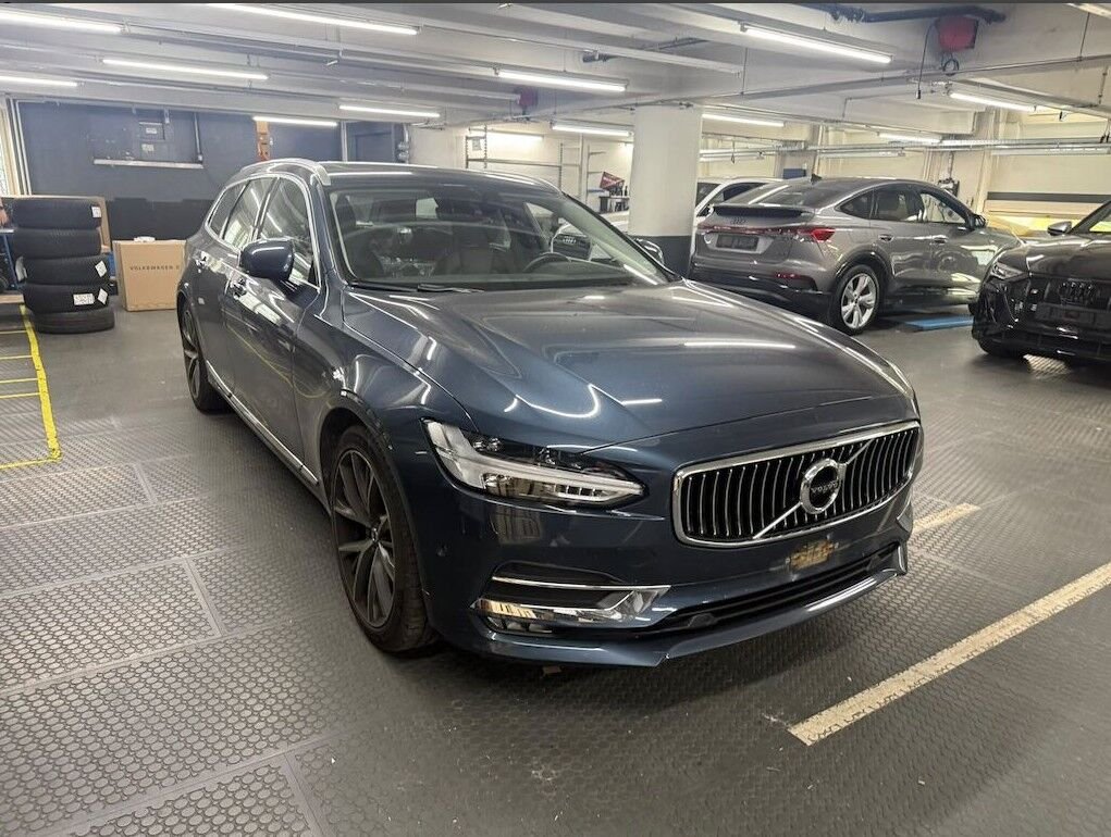Volvo V90