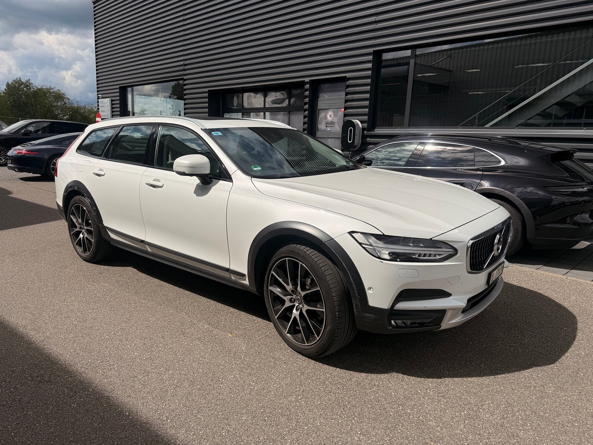 VOLVO V90 CC D4 AWD CROSS COUNTRY