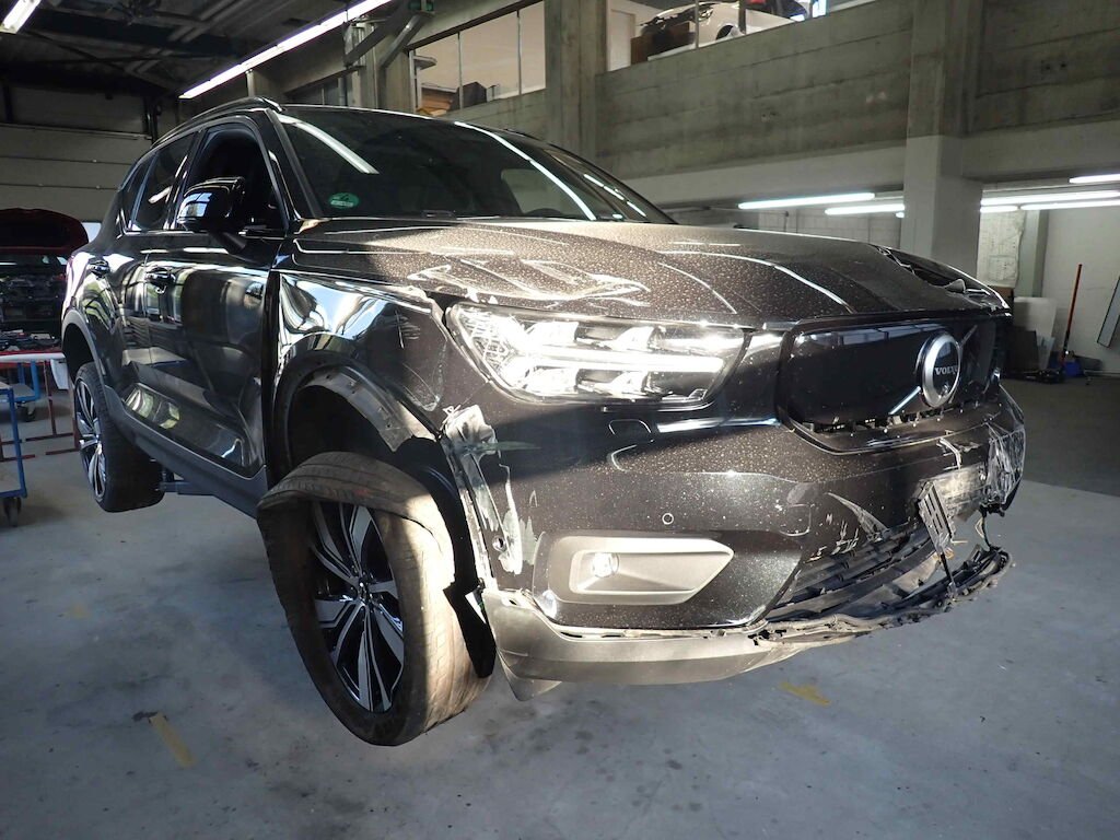 VOLVO XC40 P8 AWD ELEC PRO