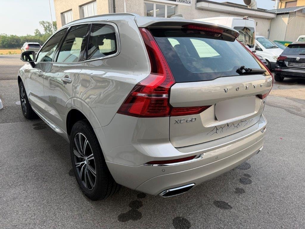 VOLVO XC60  B4 D AWD Inscription, 197 HP