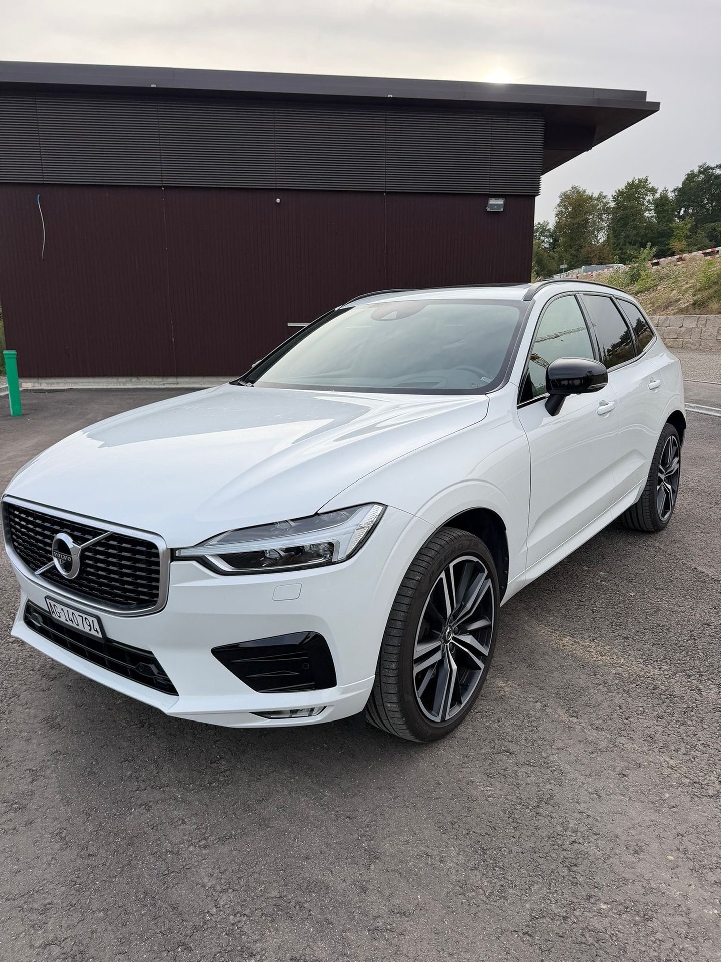 VOLVO XC60 B5 AWD