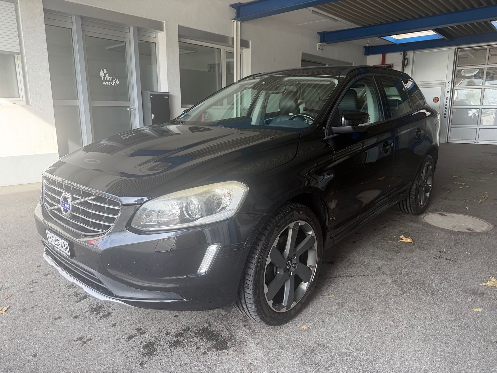 VOLVO XC60 D4 AWD