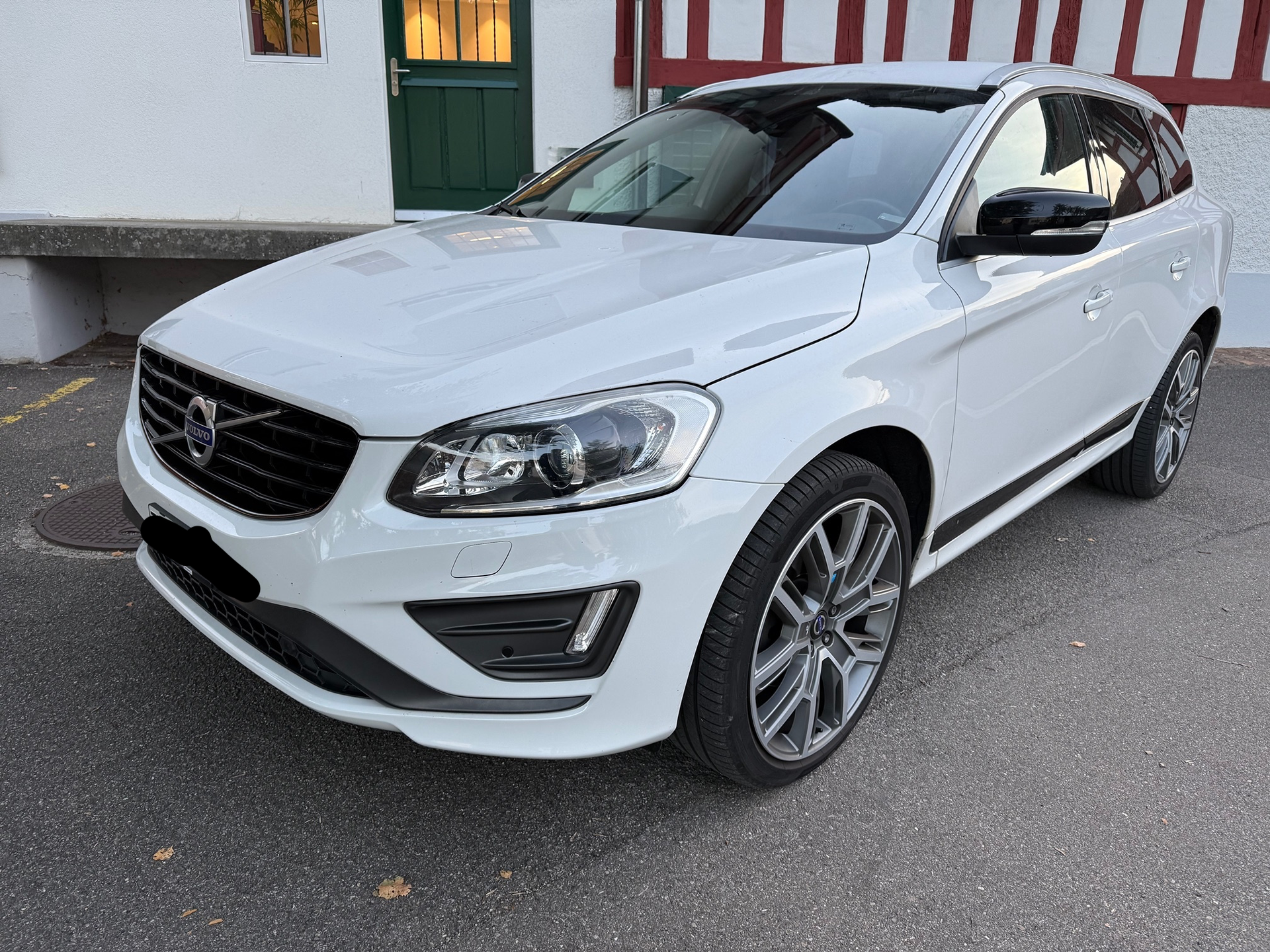 VOLVO XC60 D5 AWD