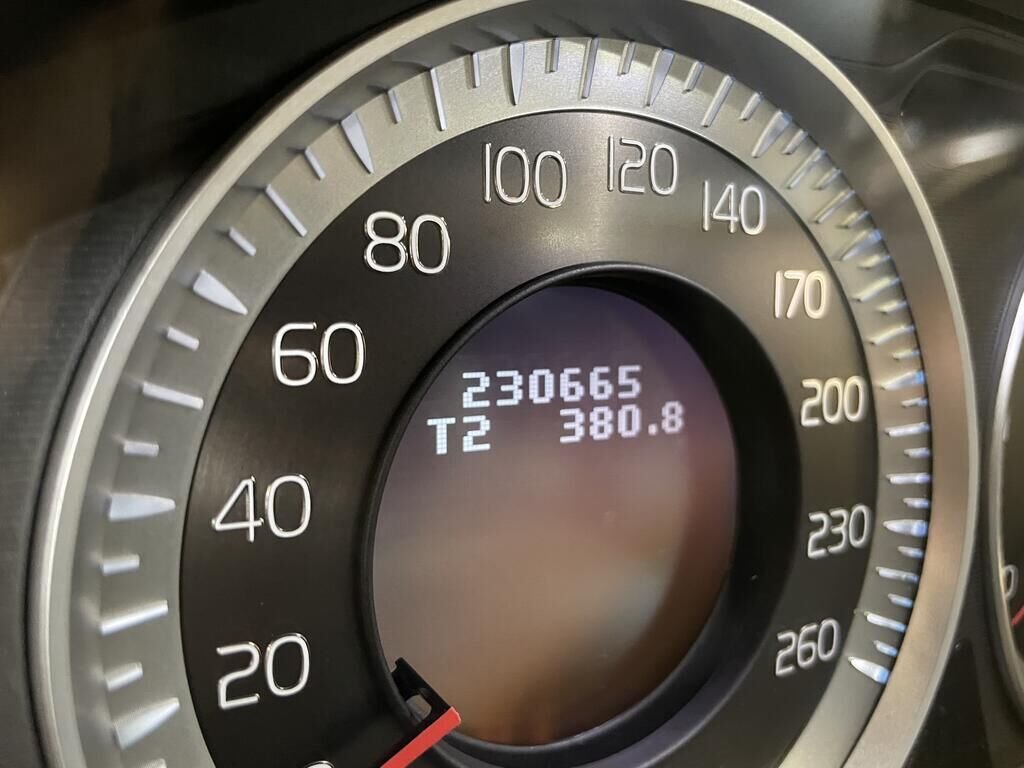 VOLVO XC70 D4 AWD Husky Edition Geartronic