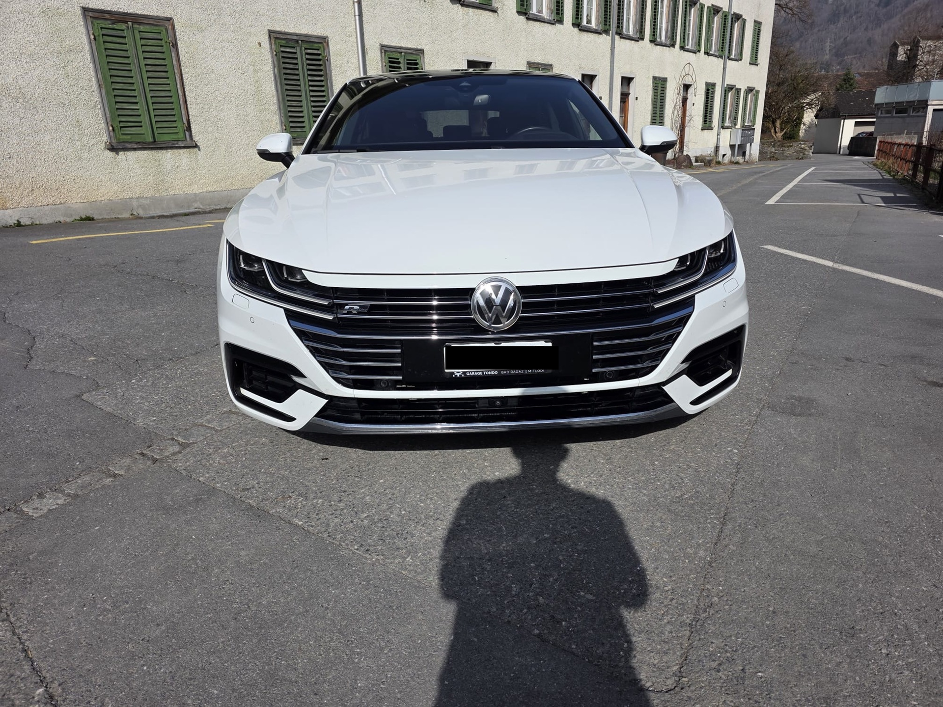VW Arteon 2.0TSI 4M
