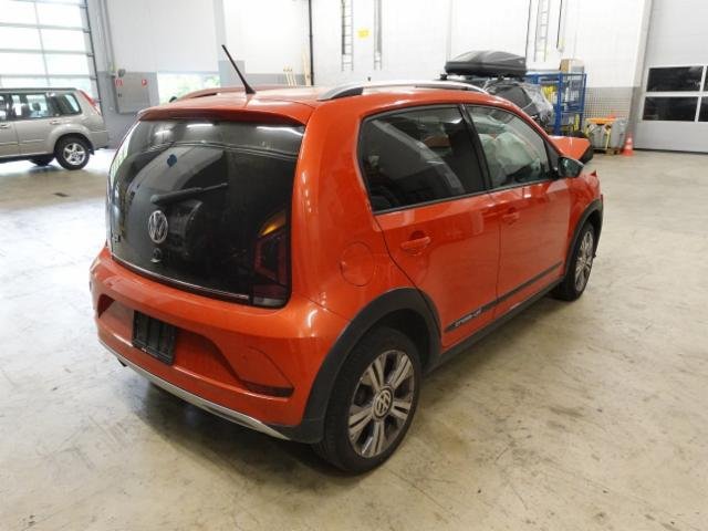 VW CrossUp 1.0 MPI 75