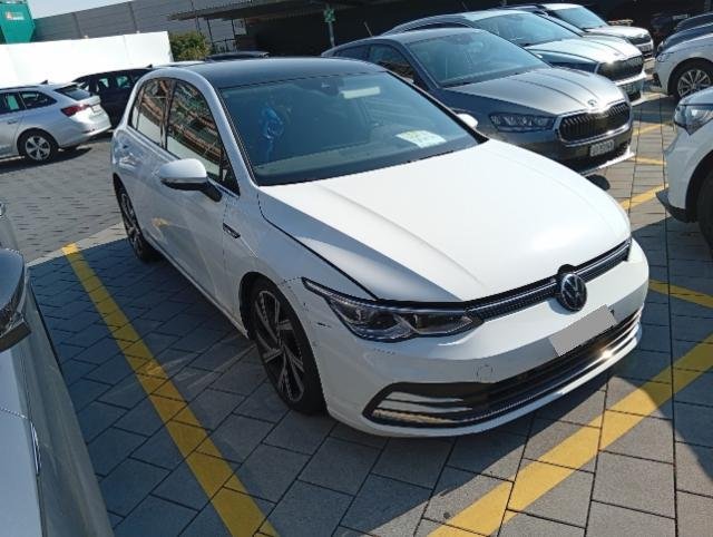 VW Golf 1.5 eTSI mHEV Style GOLF VIII BENZIN 5 Türer Modell 2020-