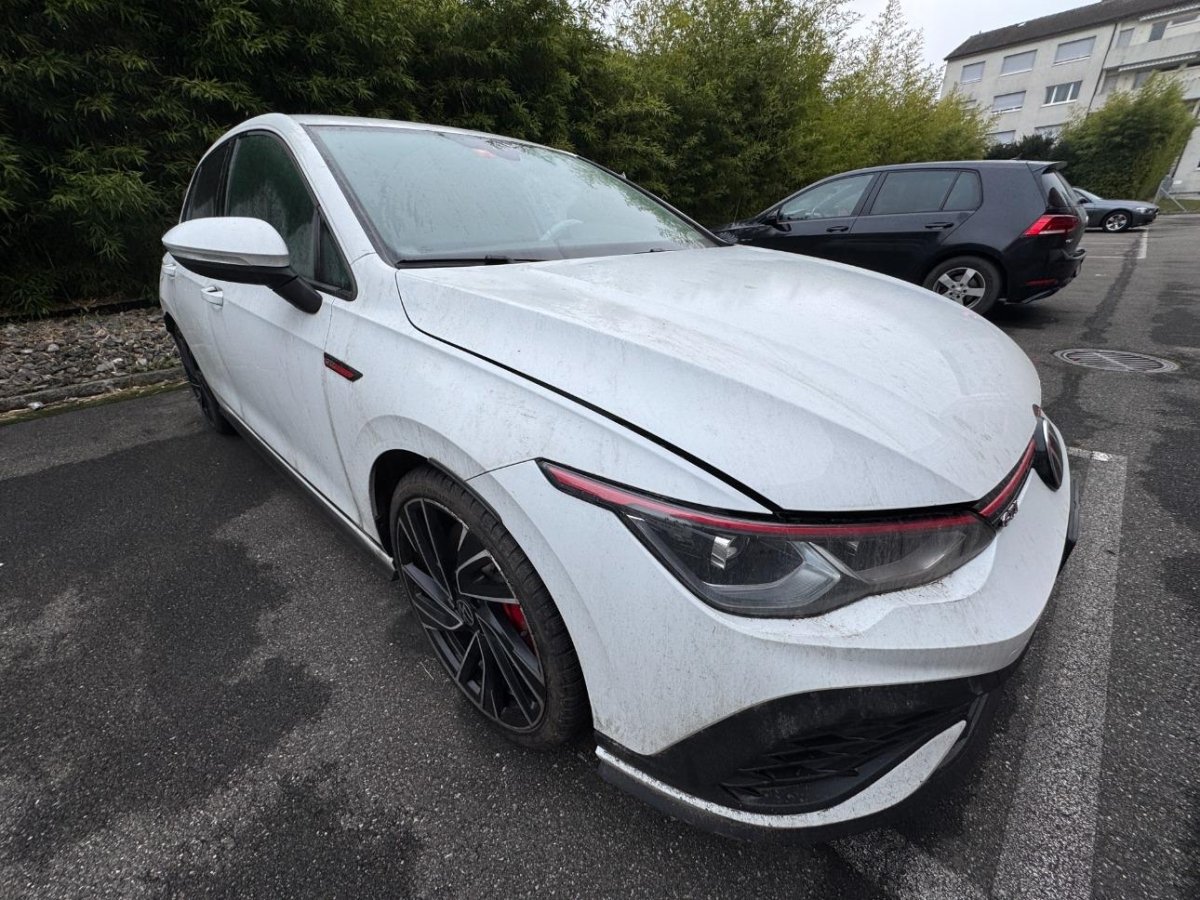 VW Golf 2.0 TSI GTI Club DSG, 301 HP