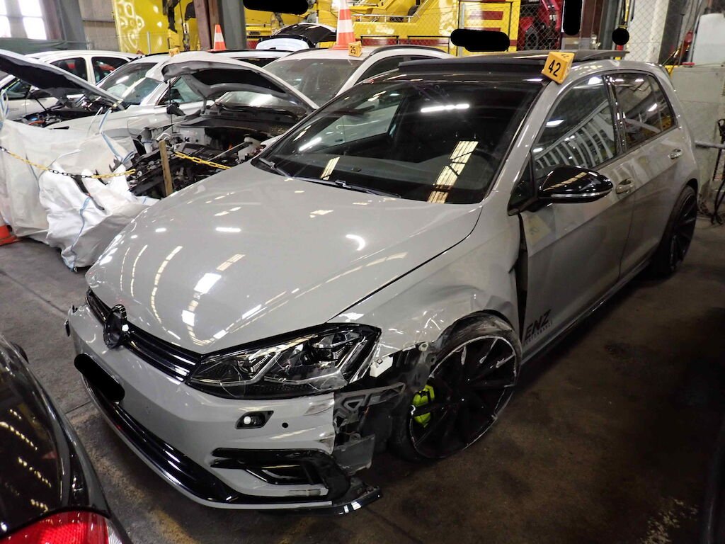 VW GOLF 2.0 TSI R 4MOTION