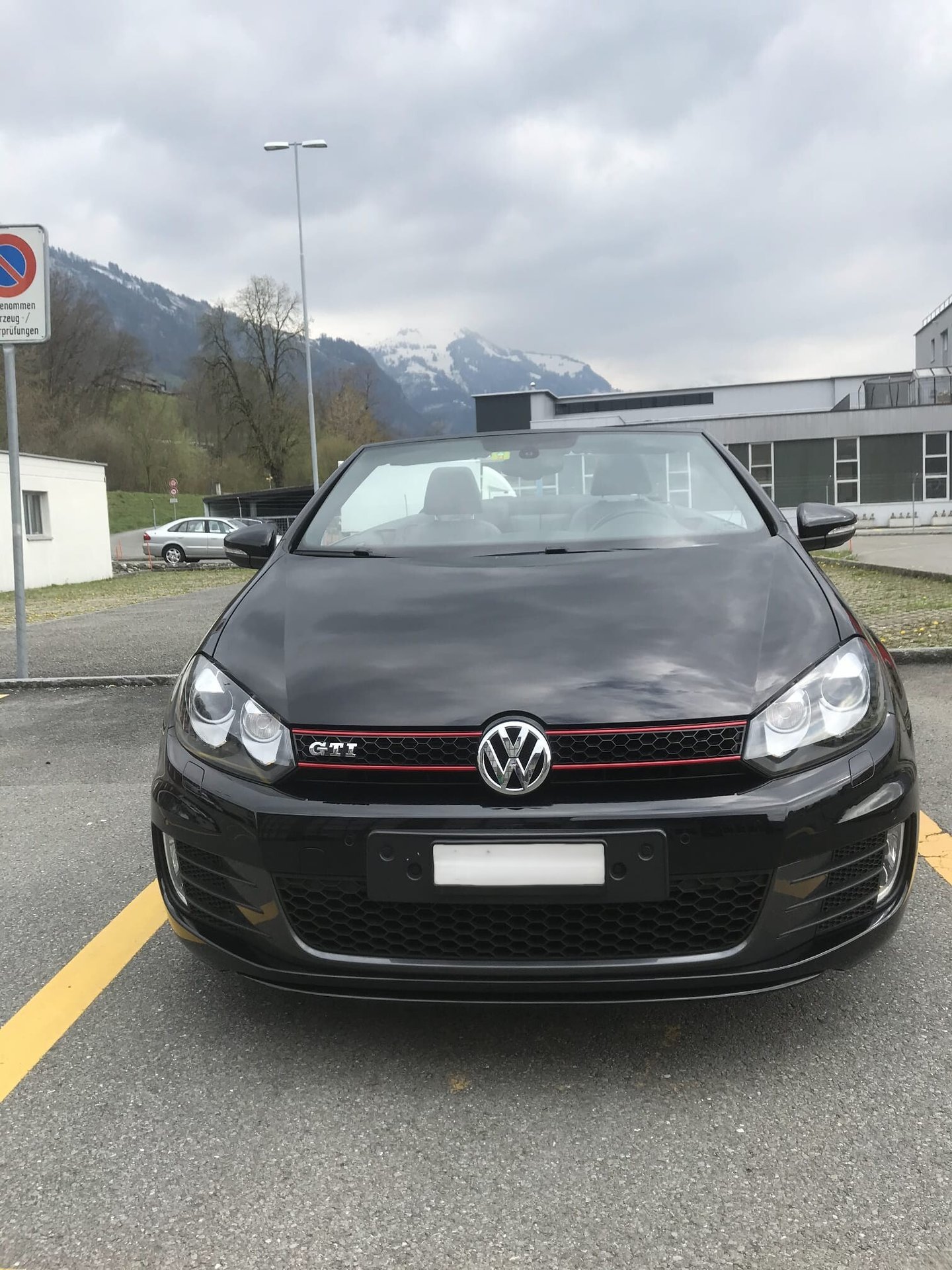 VW Golf Cab. 2.0TSI