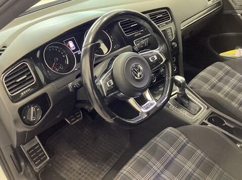 VW Golf GTE