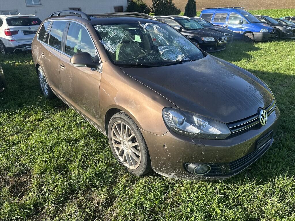 VW Golf Variant 1.4 TSI Highline DSG 123 PS