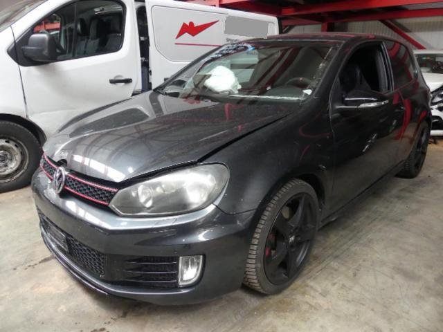VW Golf VI 2.0 TSI GTI