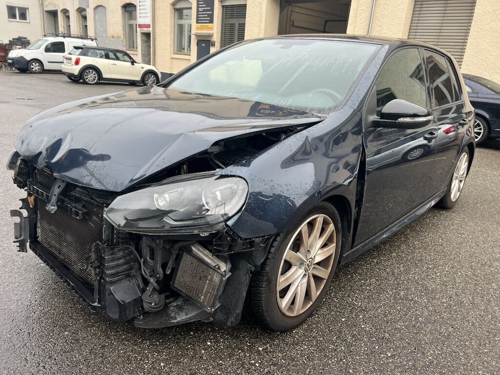 VW Golf VI 2.0 TSI R DSG 4motion