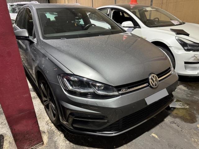 VW Golf VII 1.5 TSI 150 Highline DSG