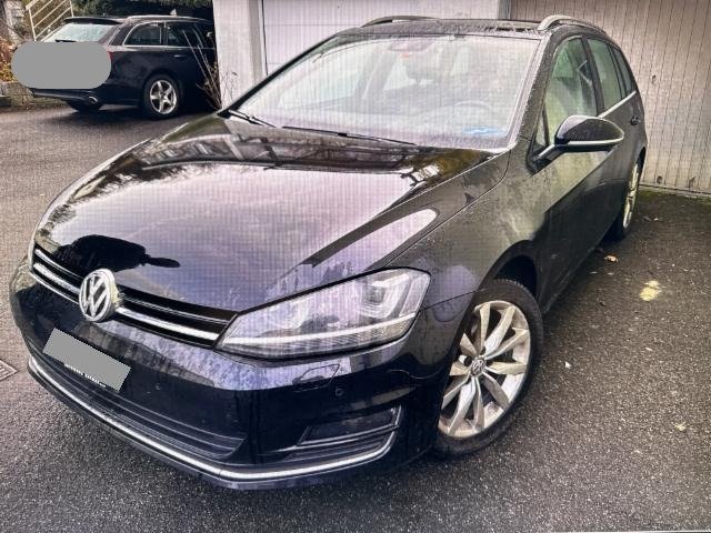 VW Golf VII Variant 2.0 TDI Highline DSG