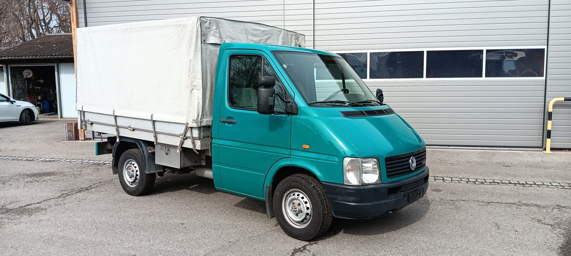 VW LT35