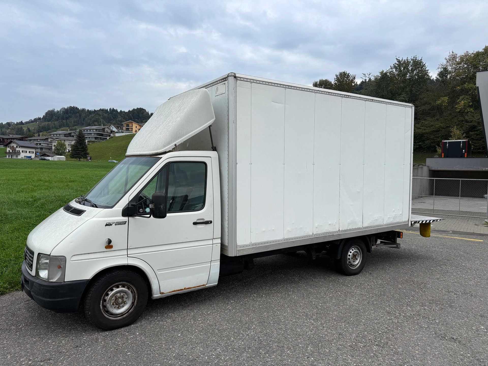 VW LT35