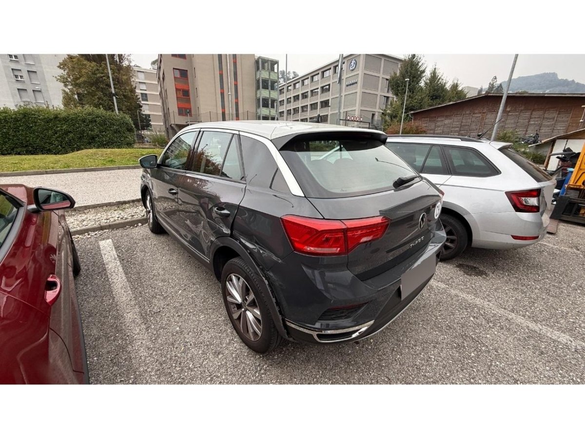 VW T-Roc 1.0 TSI Advance, 110 HP